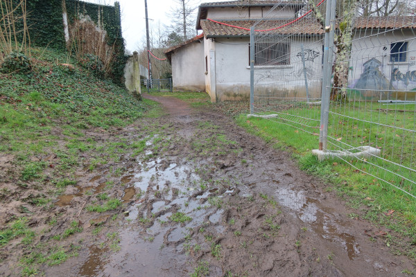 Laisser un accès dans cet état c'est être particulièrement stupide