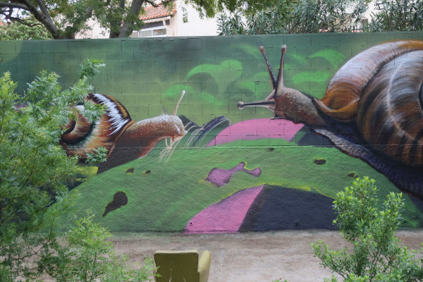 Mur joyeux et très beau