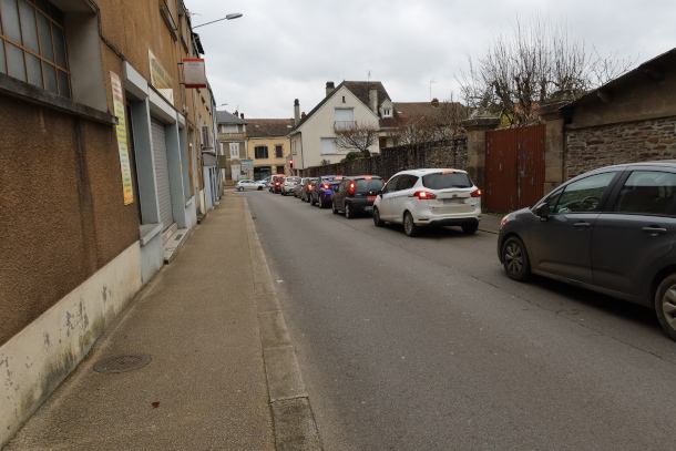 Là une flèche serait bien utile