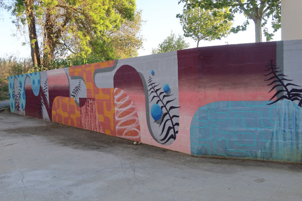 Mur joyeux et très beau